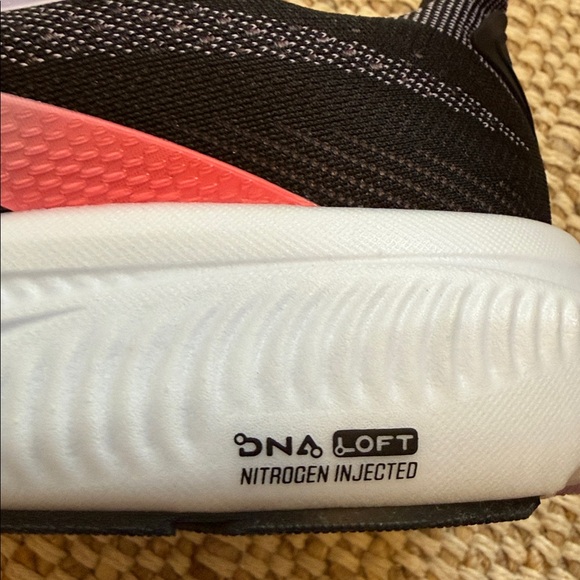 New Brooks Ghost 17 Women’s Shoes Size 9 - Picture 13 of 13